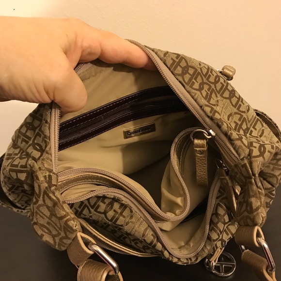 Giani Bernini Designer Shoulder Signature Handbag - Picture 7 of 8